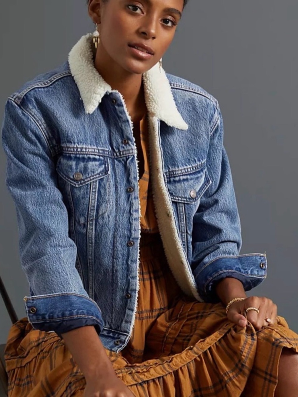 Levi’s Ex Boyfriend Sherpa-Lined Worn Wash Denim Trucker Jacket, Size S